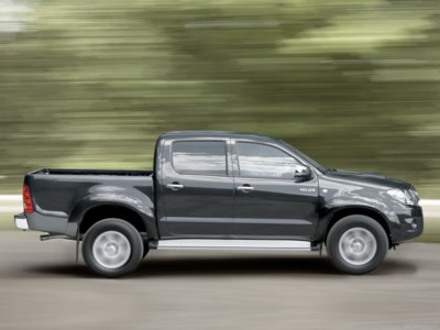 Toyota Hilux 2009 canvas poster