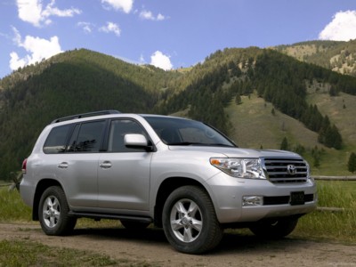 Toyota Land Cruiser 2008 Poster with Hanger
