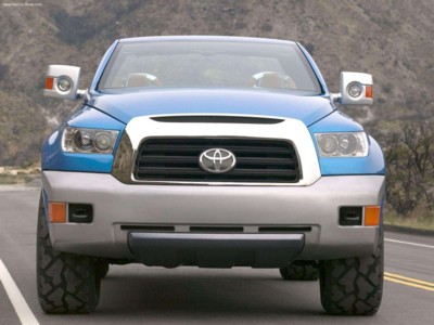 Toyota FTX Concept 2004 canvas poster