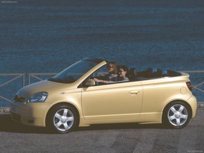 Toyota Yaris Cabrio Concept 2000 Poster with Hanger