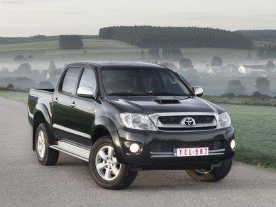Toyota Hilux 2009 Poster 552393