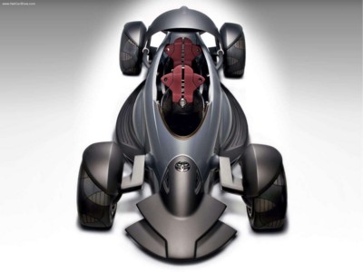 Toyota Motor Triathlon Race Car Concept 2004 Mouse Pad 552752