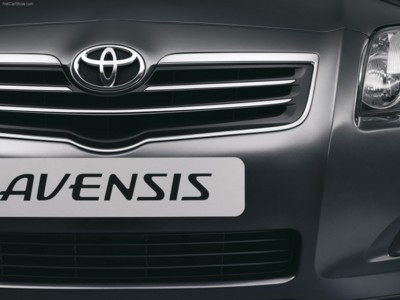 Toyota Avensis 2007 stickers 553236