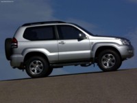 Toyota Land Cruiser 3d 2003 Poster 553251