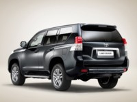 Toyota Land Cruiser 2010 Mouse Pad 554679