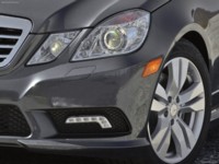 Mercedes-Benz E350 4Matic Wagon 2011 Poster 555311