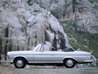 Mercedes-Benz 280 SE 3.5 Cabriolet 1969 hoodie #556943