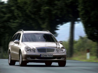 Mercedes-Benz E320 CDI Estate Elegance 2003 poster