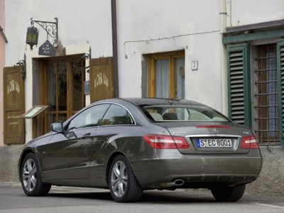 Mercedes-Benz E-Class Coupe 2010 Poster 557700