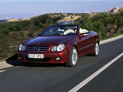 Mercedes-Benz CLK320 CDI Cabriolet Avantgarde 2005 Poster 560583