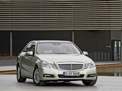 Mercedes-Benz E-Class 2010 Poster 560682