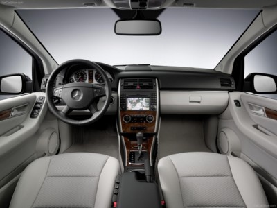 Mercedes-Benz B-Class 2009 Poster 560766