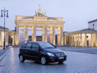 Mercedes-Benz B-Class 2009 Poster 561310