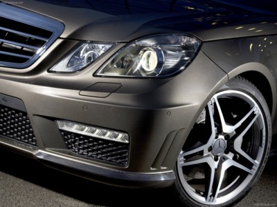 Mercedes-Benz E63 AMG 2010 Poster 561646