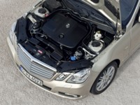 Mercedes-Benz E-Class Estate 2010 puzzle 561721