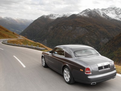 Rolls-Royce Phantom Coupe 2009 Poster with Hanger