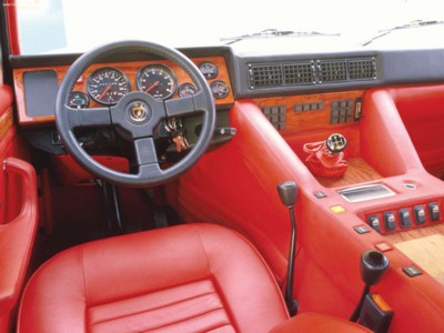 Lamborghini LM 1986 poster #565885