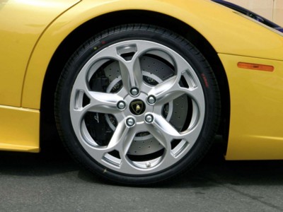 Lamborghini Murcielago Roadster 2004 puzzle 566543