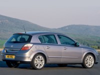 Vauxhall Astra 5-door 2005 Poster 567866