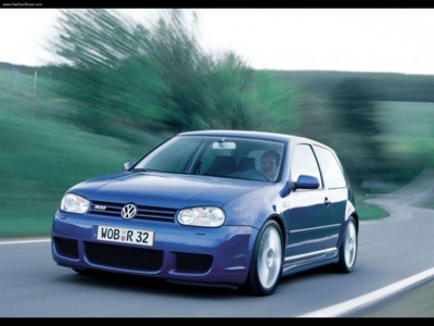 Volkswagen Golf R32 2002 mouse pad