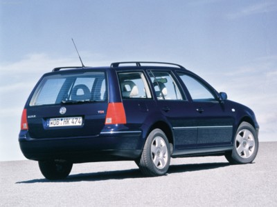 Volkswagen Bora Variant 1999 tote bag