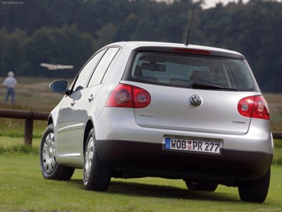 Volkswagen Golf BlueMotion 2008 tote bag