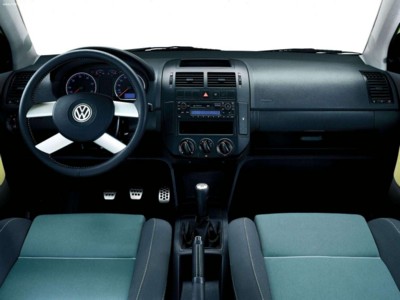 Volkswagen Polo Fun 2005 mouse pad