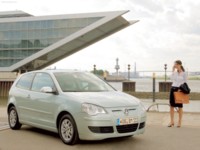 Volkswagen Polo BlueMotion 2006 Sweatshirt #570415