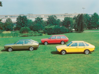 Volkswagen Passat 1973 canvas poster
