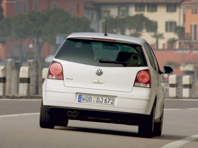 Volkswagen Polo GTI 2006 Mouse Pad 570521
