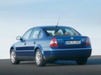 Volkswagen Passat 2003 Poster 570745