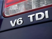 Volkswagen Touareg V6 TDI with Exclusive Equipment 2005 hoodie #571504