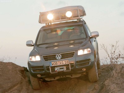 Volkswagen Touareg Expedition 2005 Poster 571737