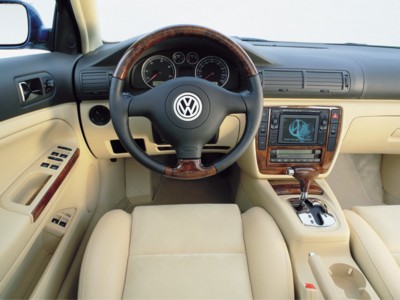 Volkswagen Passat Variant 2000 mouse pad