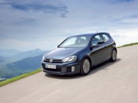 Volkswagen Golf GTD 2010 Poster 571884