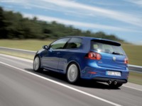 Volkswagen Golf R32 2005 Mouse Pad 572652
