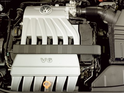 Volkswagen Passat Variant 3.2 V6 FSI 4MOTION 2006 Mouse Pad 572836