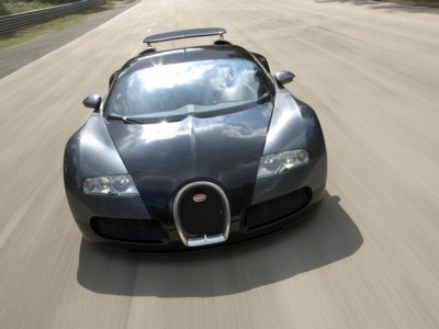 Bugatti Veyron 2005 Poster with Hanger