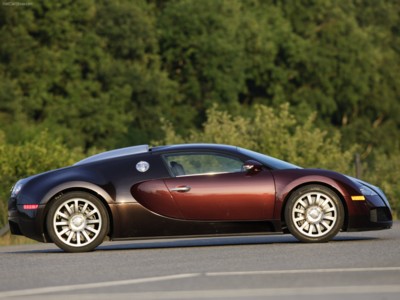 Bugatti Veyron 2005 Poster 576016