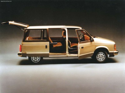 Dodge Caravan 1984 tote bag