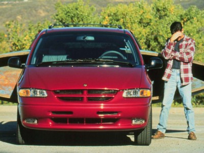 Dodge Grand Caravan 1996 Poster 576921