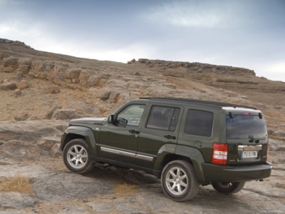 Jeep Cherokee 2008 Poster 578951