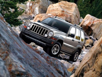 Jeep Liberty Renegade 3.7 2005 Poster 579312