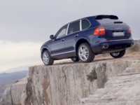 Porsche Cayenne 2008 Poster 581824