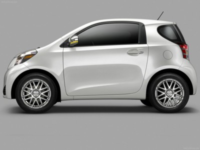 Scion iQ 2011 Poster with Hanger