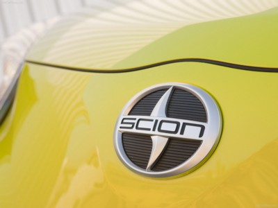Scion iQ Concept 2009 stickers 582381
