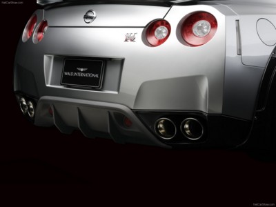 Wald Nissan GT-R 2008 Poster 583166