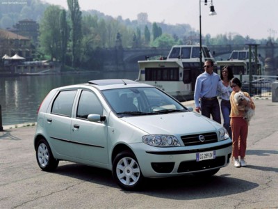 Fiat Punto Dynamic 2003 calendar
