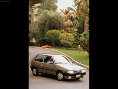 Fiat Uno 1990 Poster 595196