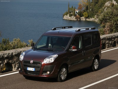 Fiat Doblo 2010 puzzle 595367